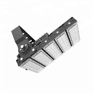 導かれた屋内アリーナライト