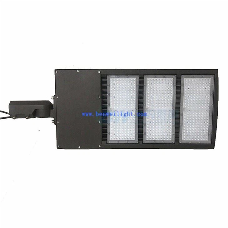 200W LED Parking Lot Light