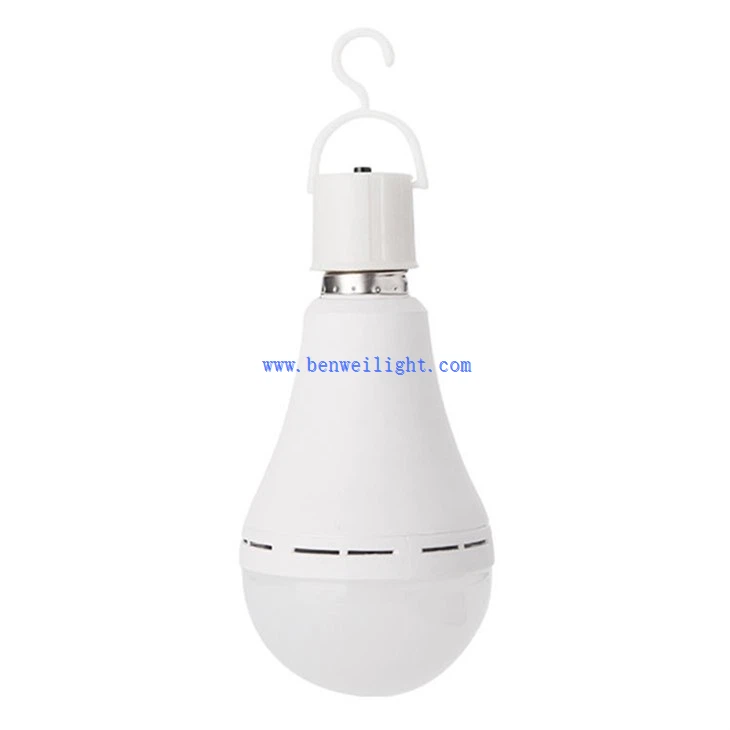 6500K Portable Solar Emergency Bulb