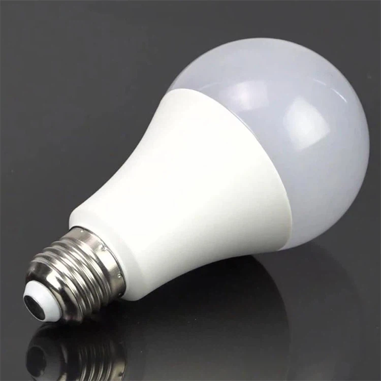 E27 LED電球 15W